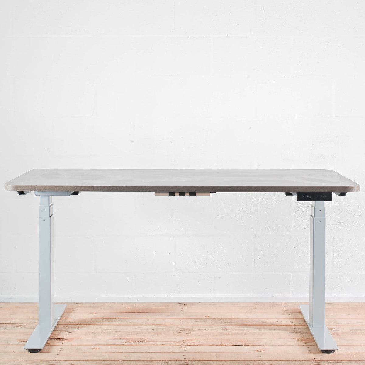 Wellworking Height Adjustable Office Desk | Re-Lived