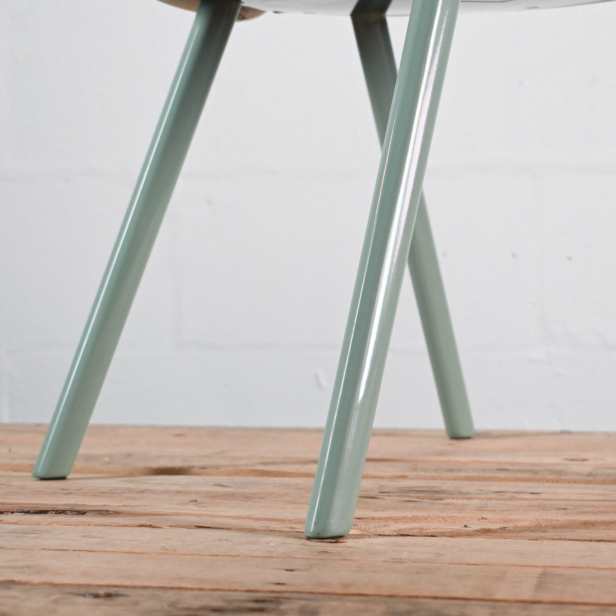 Vitra Mikado Side Chair Sand Leather | Re-Lived