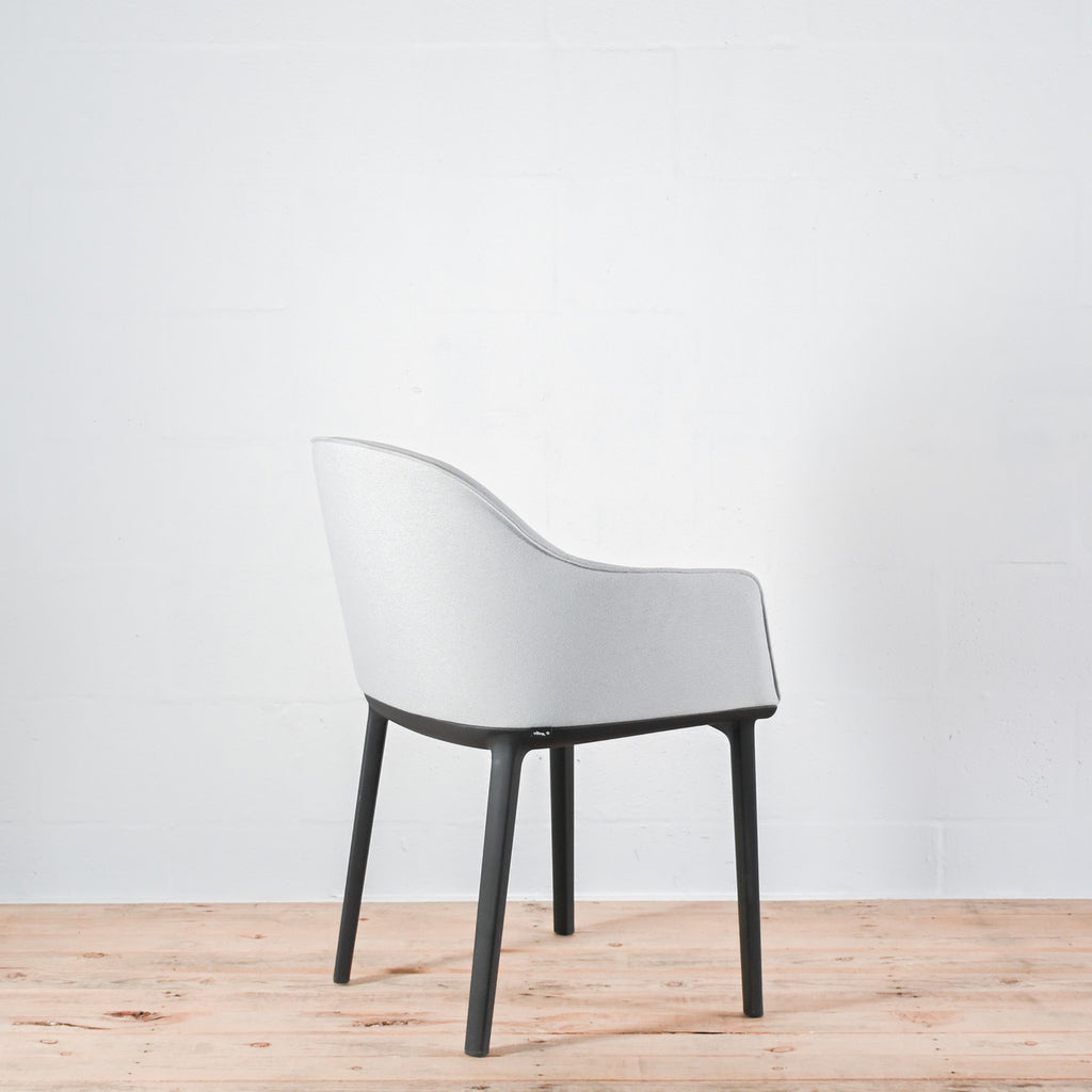 Vitra Softshell Armchair 4 Leg Base Plano Grey / Stone | Re-Lived