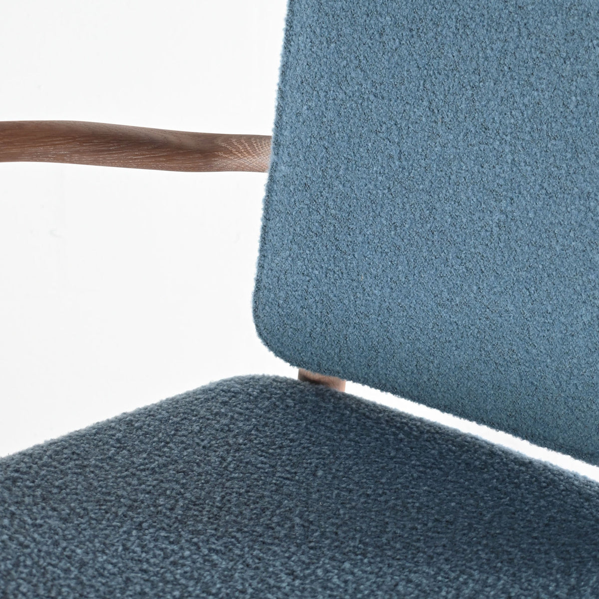 Carl Hansen VLA61 Monarch Chair - Fabric | Re-Lived