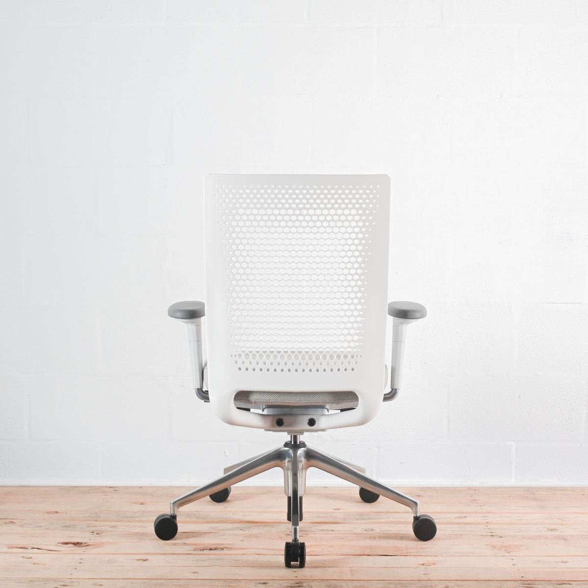 Vitra ID Air Soft Light Office Chair | Re-Lived