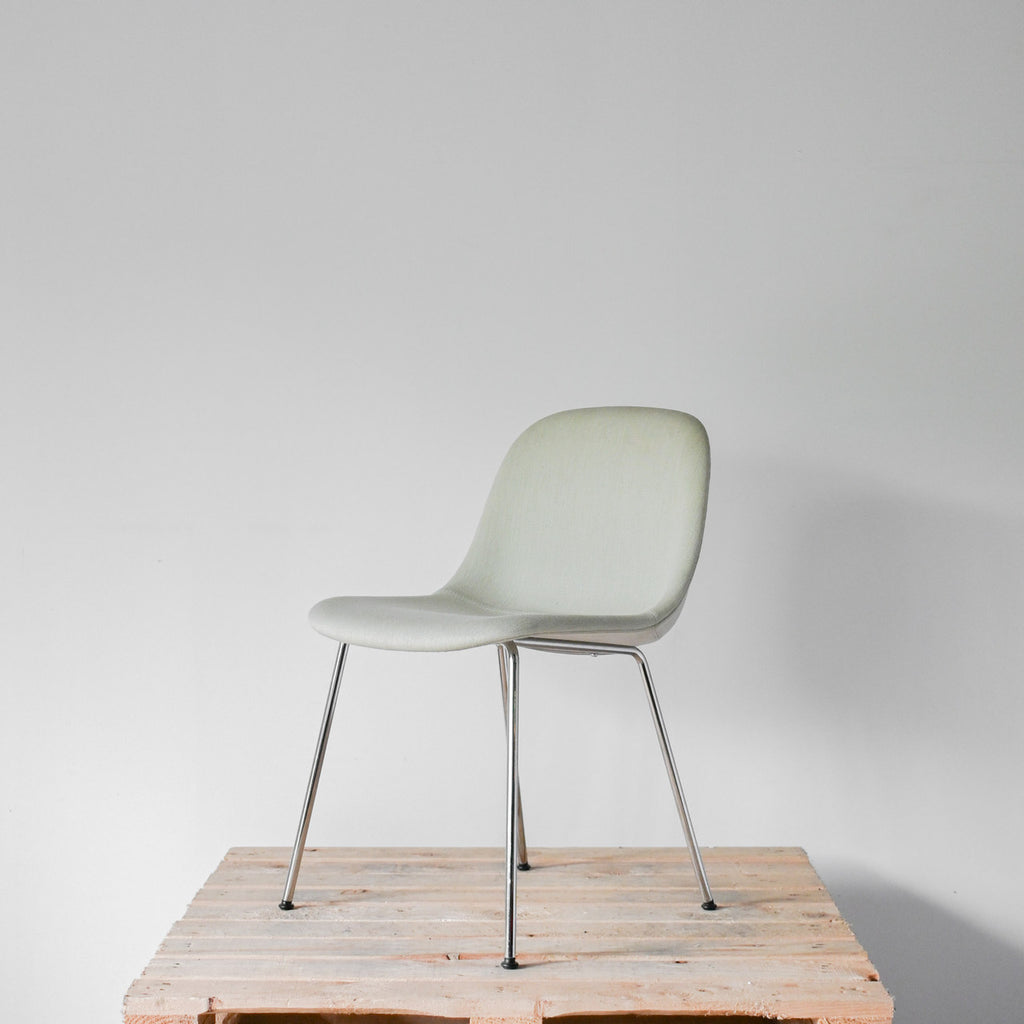 Muuto Fiber Side Chair Light Green| Re-Lived
