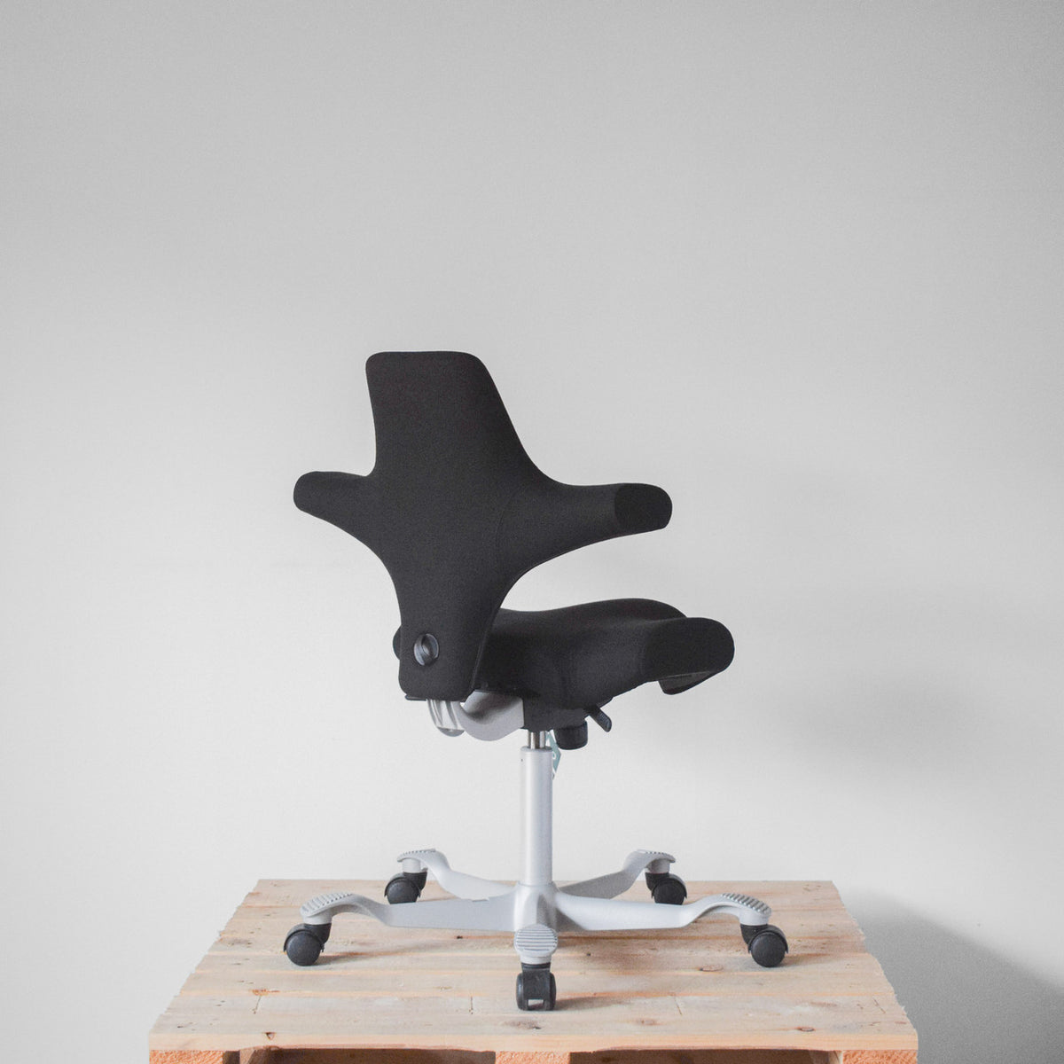 HAG Capisco 8106 Office Chair | Re-Lived