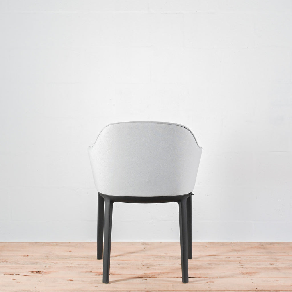 Vitra Softshell Armchair 4 Leg Base Plano Grey / Stone | Re-Lived