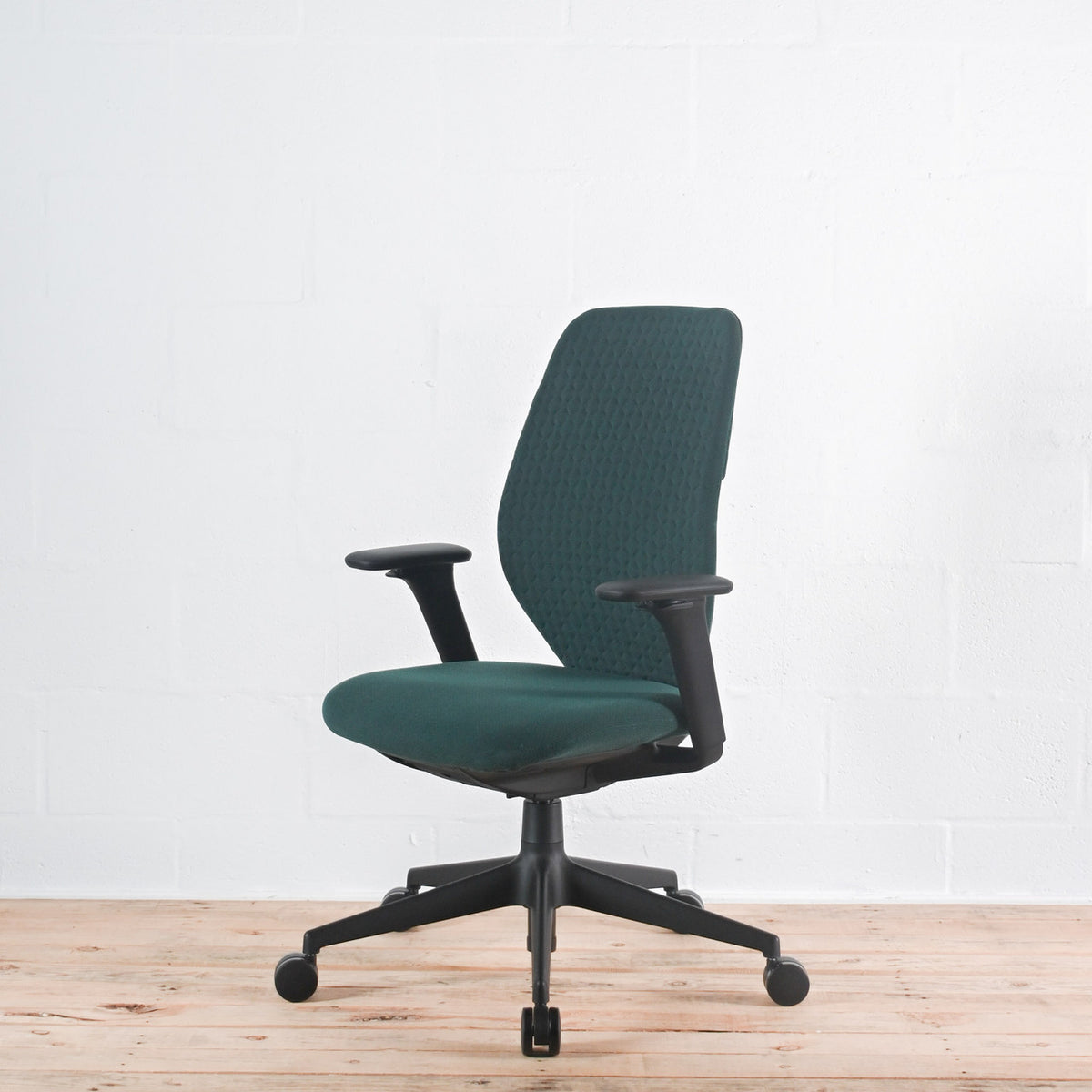 Vitra ACX Soft Chair Pine Green Fabric | Re-Lived