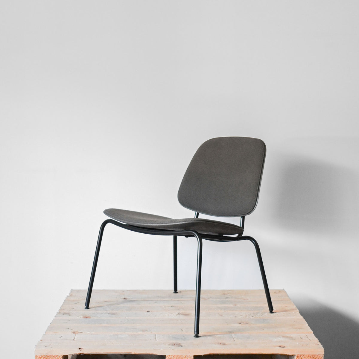 Mater Compound Lounge Chair Upholstered | Re-Lived