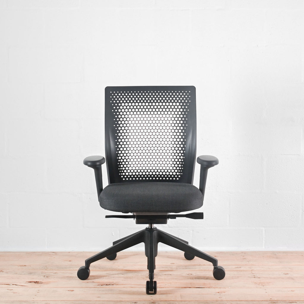 Vitra ID Air Black Office Chair | Re-Lived
