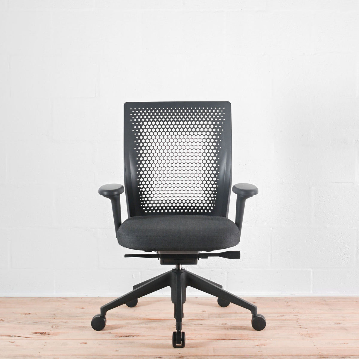 Vitra ID Air Black Office Chair | Re-Lived