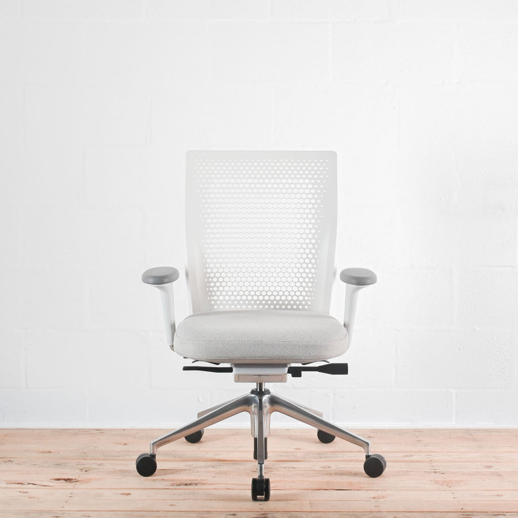 Vitra ID Air Soft Light Office Chair | Re-Lived