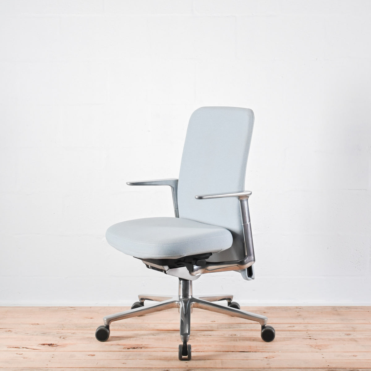 Vitra Pacific Office Chair - Light Blue