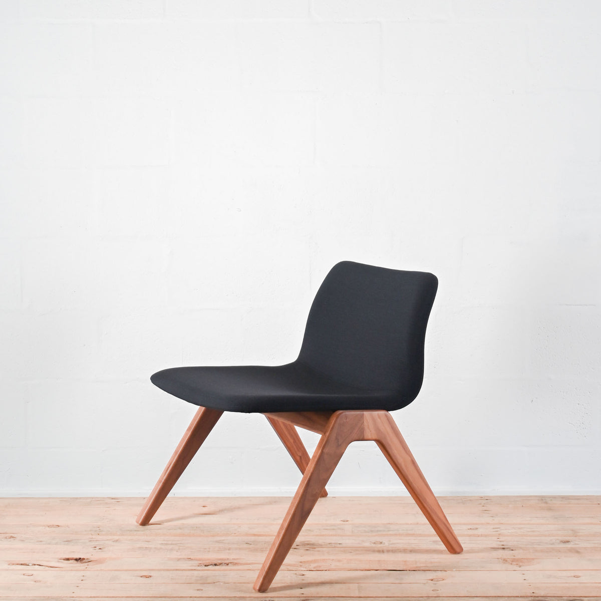 NaughtOne Viv Lounge Chair - Black / Walnut