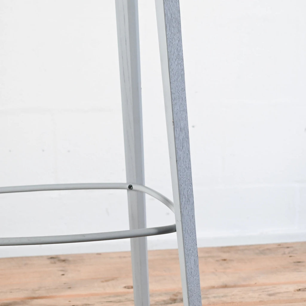 Muuto Visu Bar Chair Wood - Light Blue | Re-Lived
