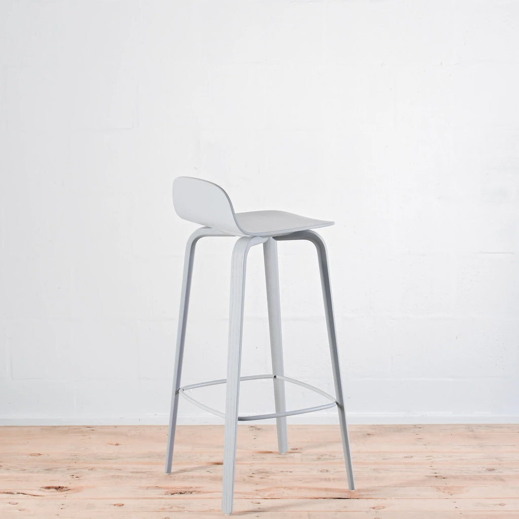 Muuto Visu Bar Chair Wood - Light Blue | Re-Lived