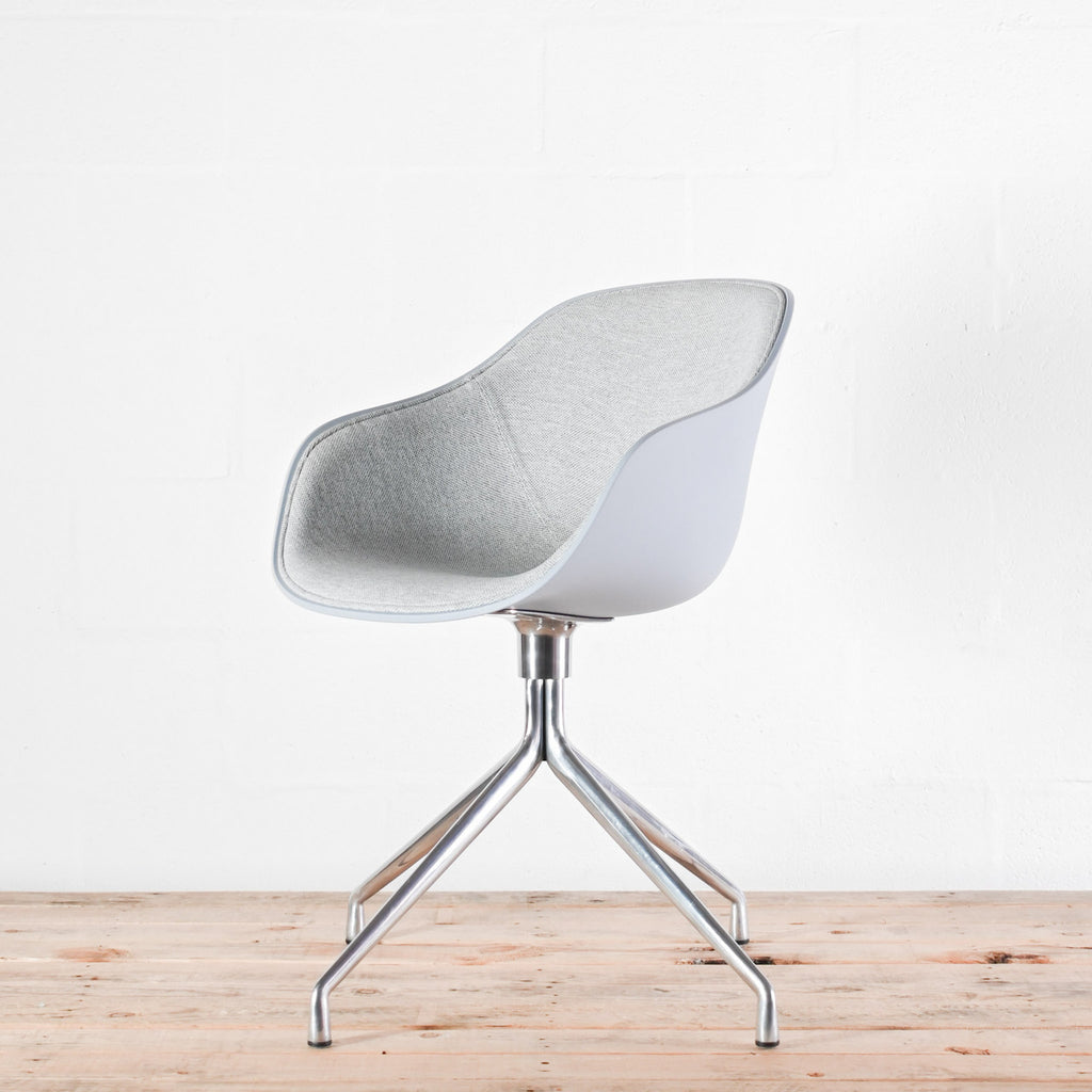 HAY AAC 220 Upholstered Swivel Chair | Re-Lived