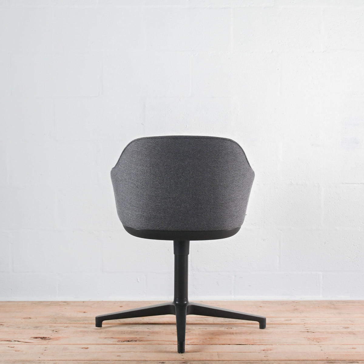 Vitra Softshell Armchair with 4-Star Base - Grey Melange