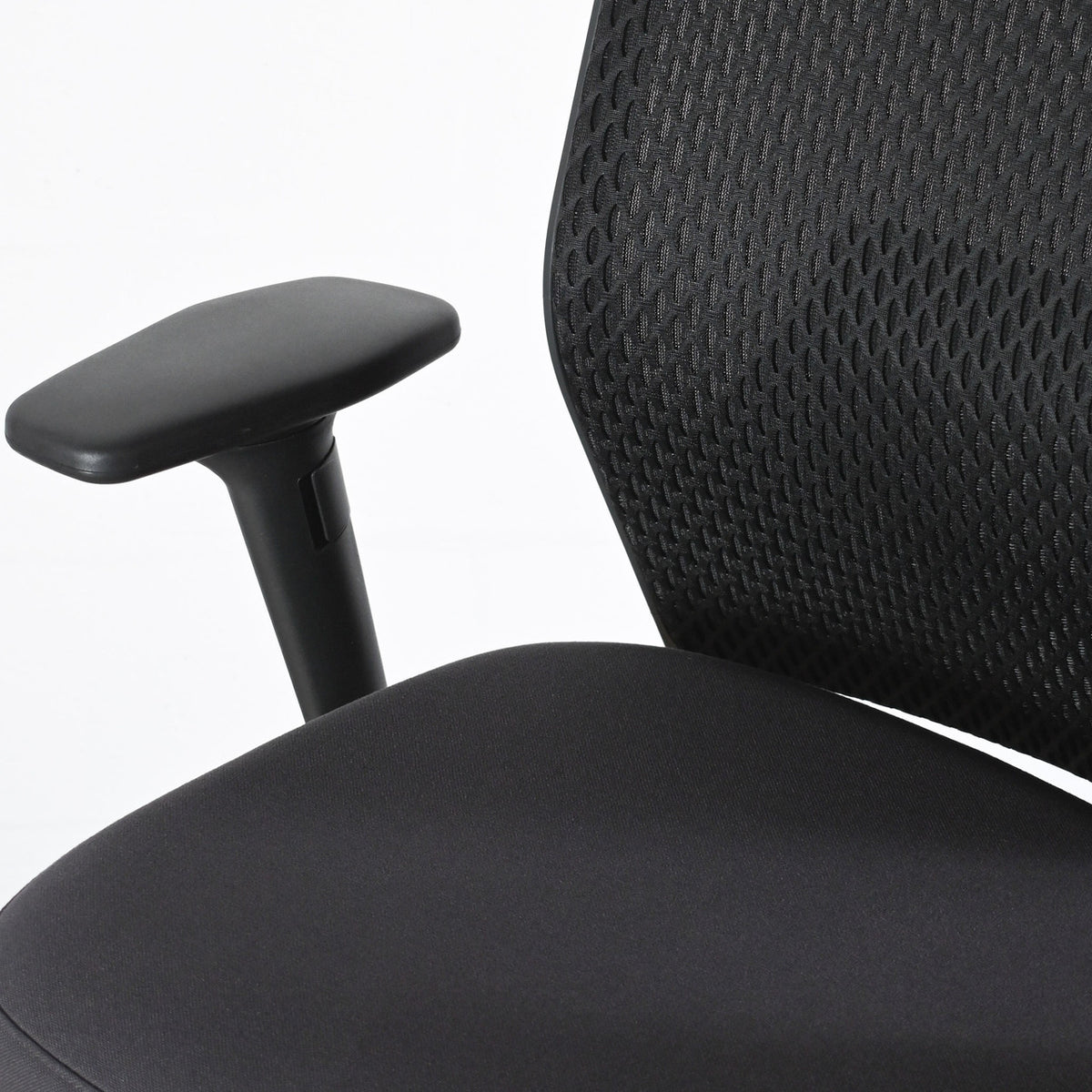 Vitra ID Mesh Black / Grey Office Chair | Re-Lived