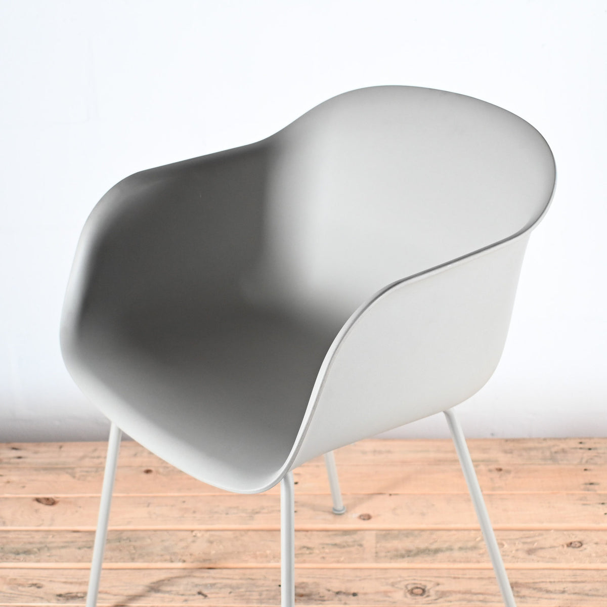 Muuto Fiber Arm Chair Grey | Re-Lived