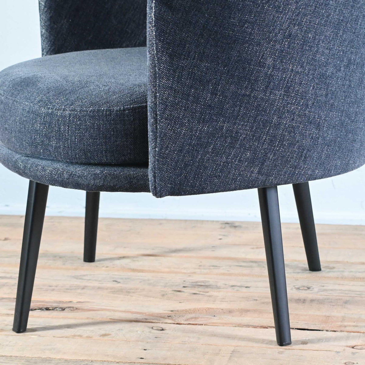 HAY Dorso Swivel Lounge Chair | Re-Lived