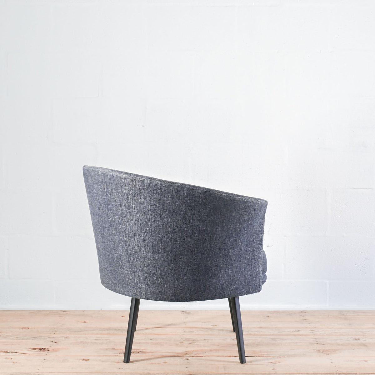 HAY Dorso Swivel Lounge Chair | Re-Lived