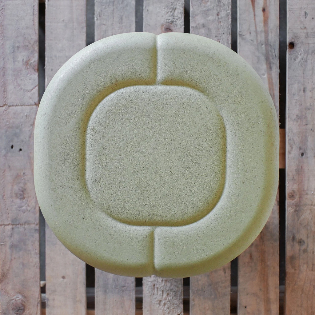 Mater Alder Stool Light Green | Re-Lived