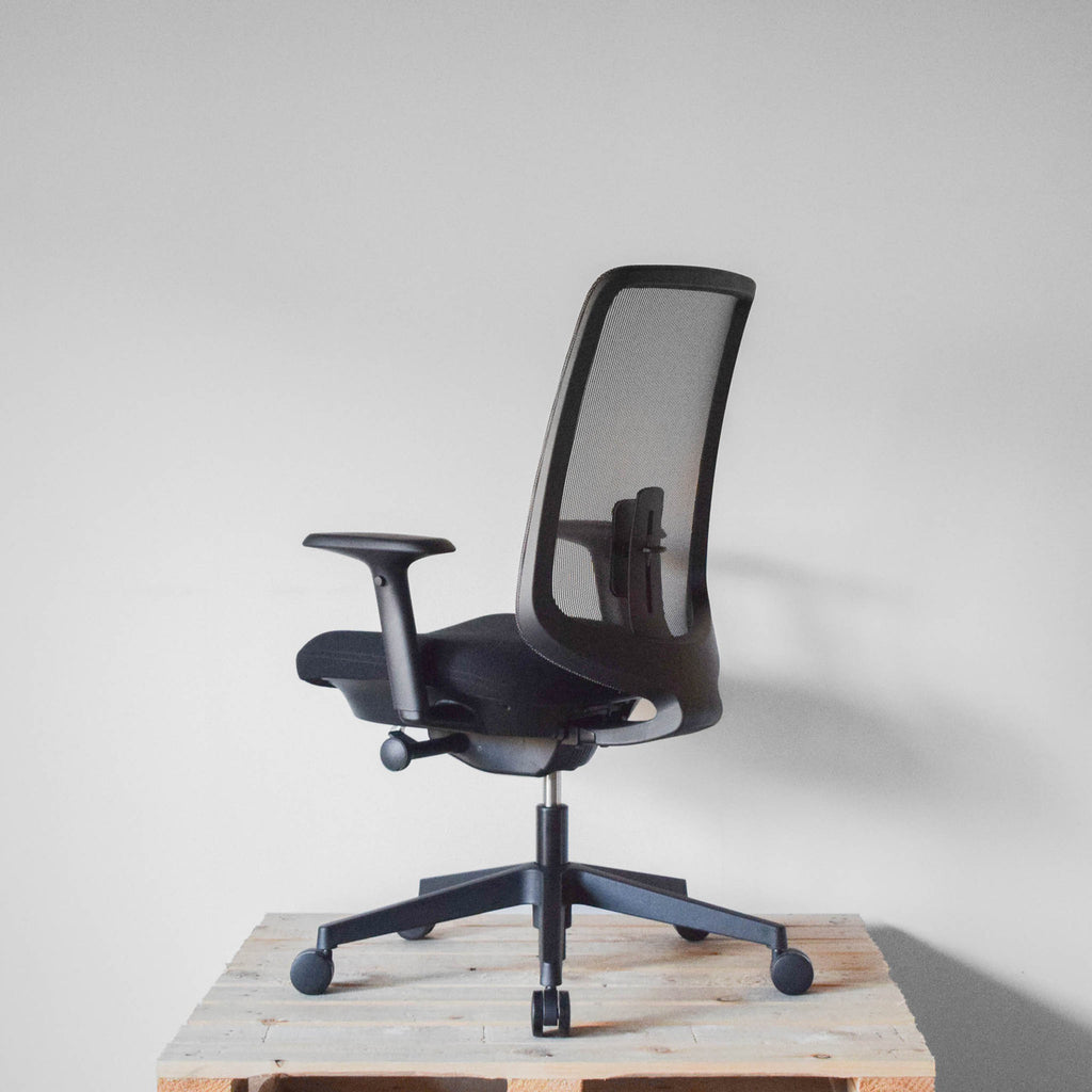 Herman Miller Verus Mesh Back Black Office Chair | Re-Lived