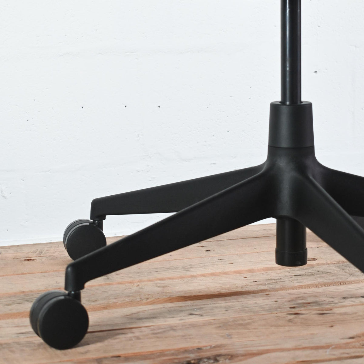 Vitra ACX Light Chair Black Fabric | Re-Lived