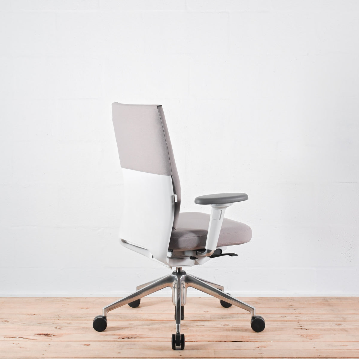 Vitra ID Soft Office Chair - Mauve Grey 
