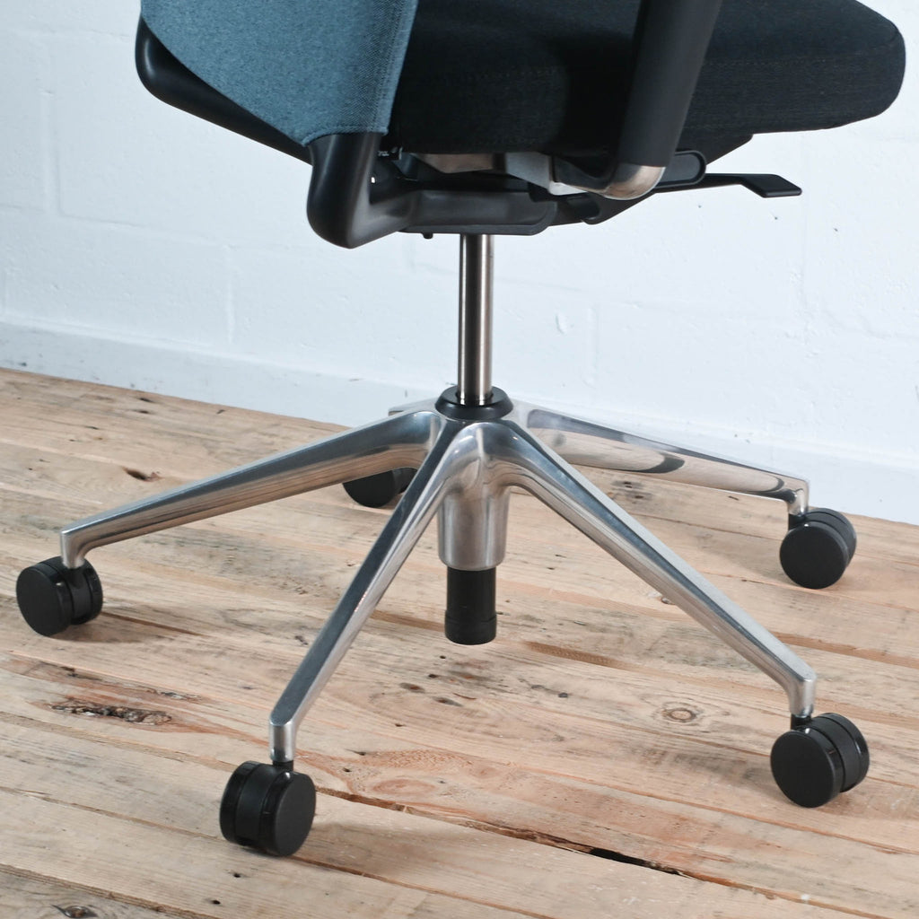 Vitra ID Trim Blue / Black Fabric Office Chair | Re-Lived