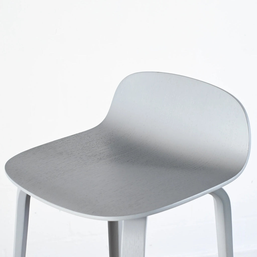 Muuto Visu Bar Chair Wood - Light Blue | Re-Lived