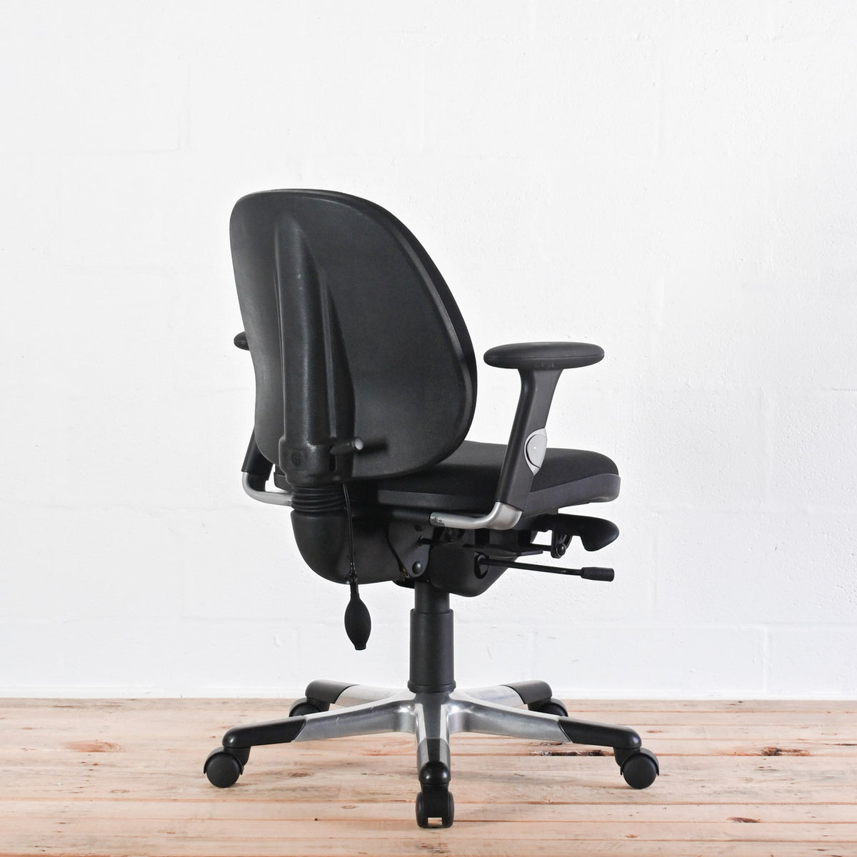 RH 3 Office Chair Polished Base | Re-Lived