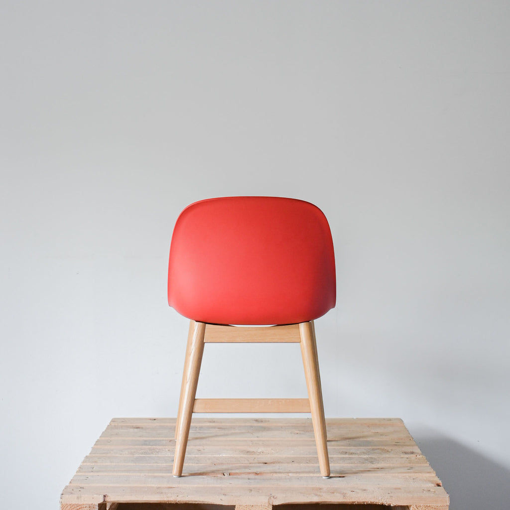 Muuto Fiber Side Chair Orange Red Shell / Wood Base | Re-Lived