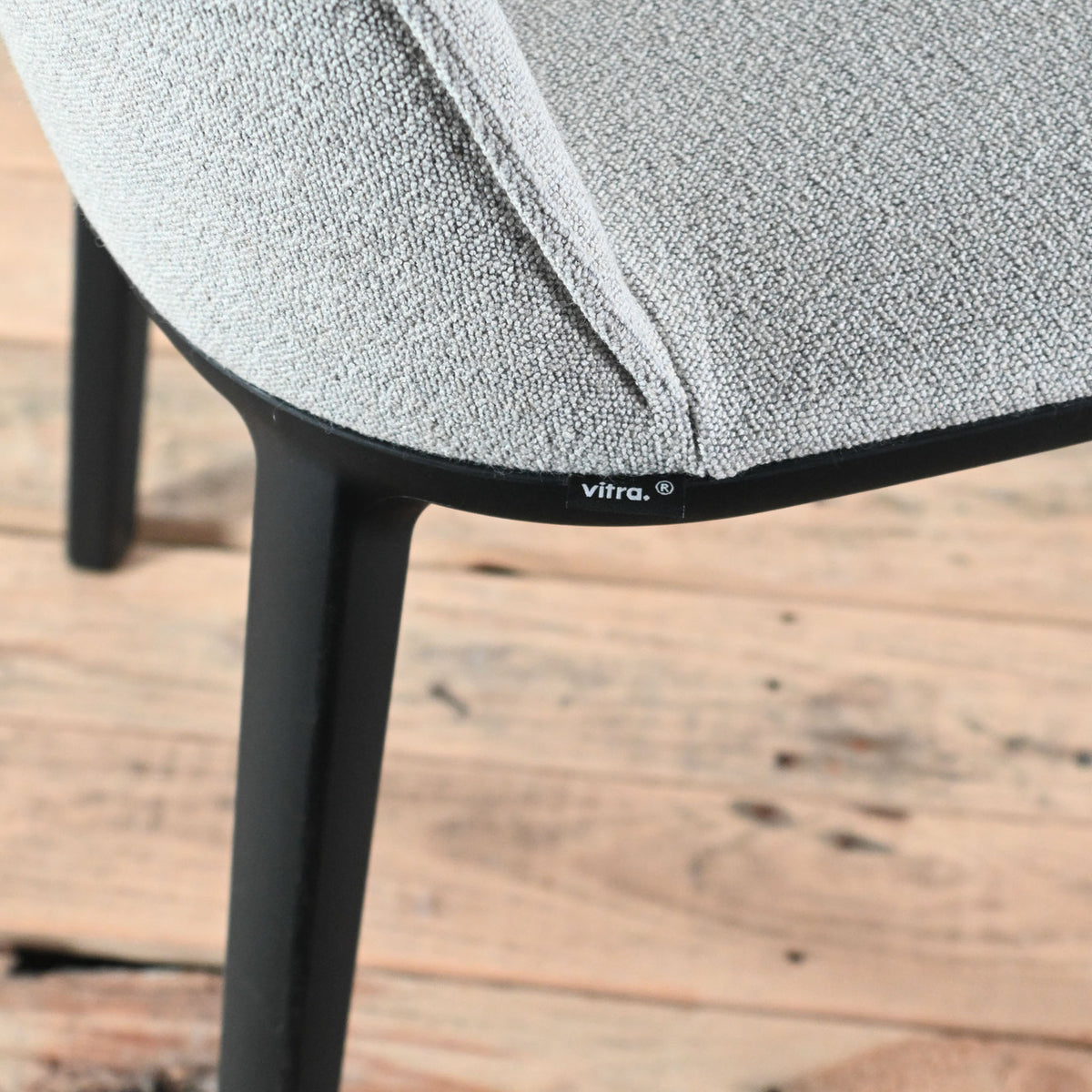 Vitra Softshell Side Chair Dumet Beige Fabric | Re-Lived