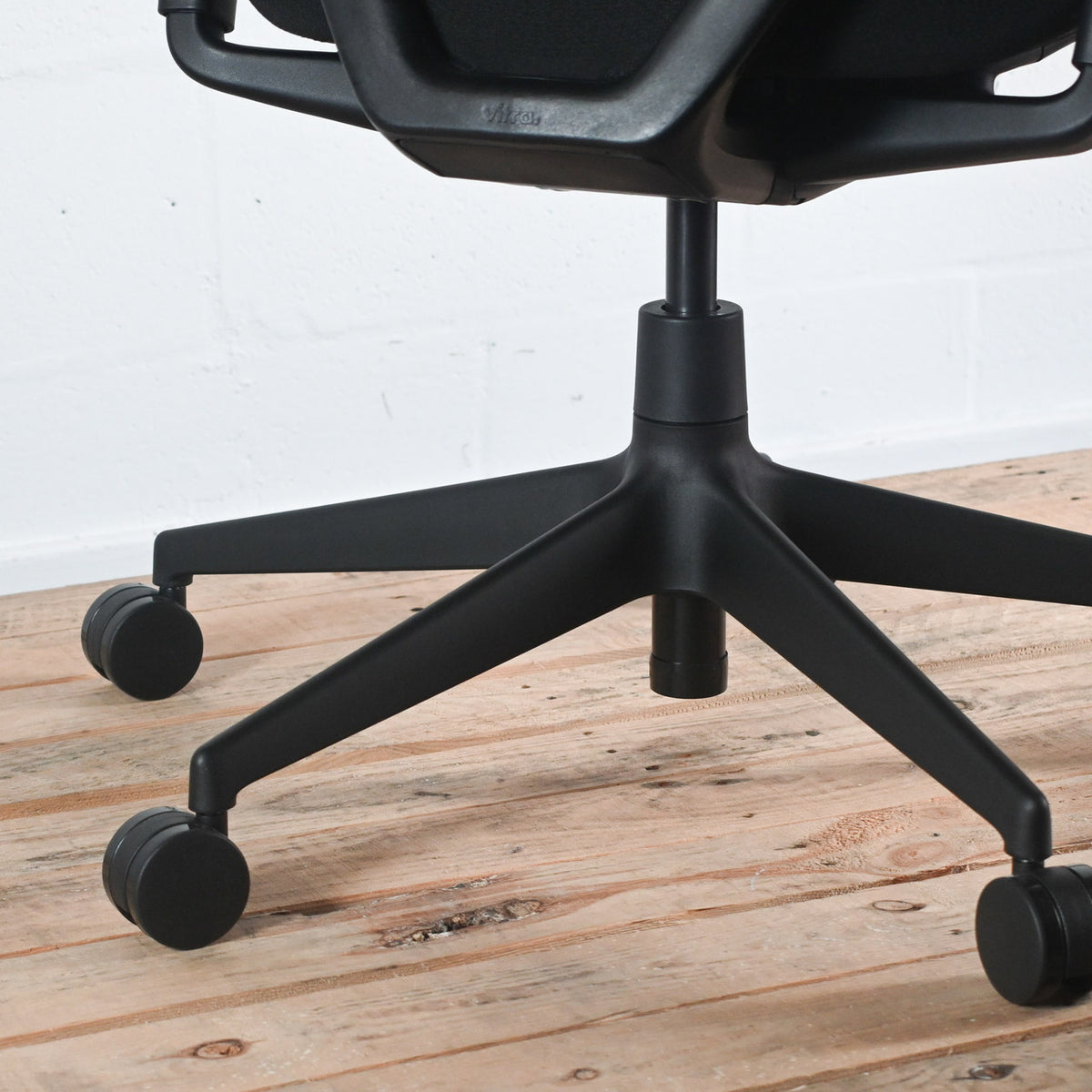 Vitra ACX Light Chair Black Fabric with Lumbar Support | Re-Lived