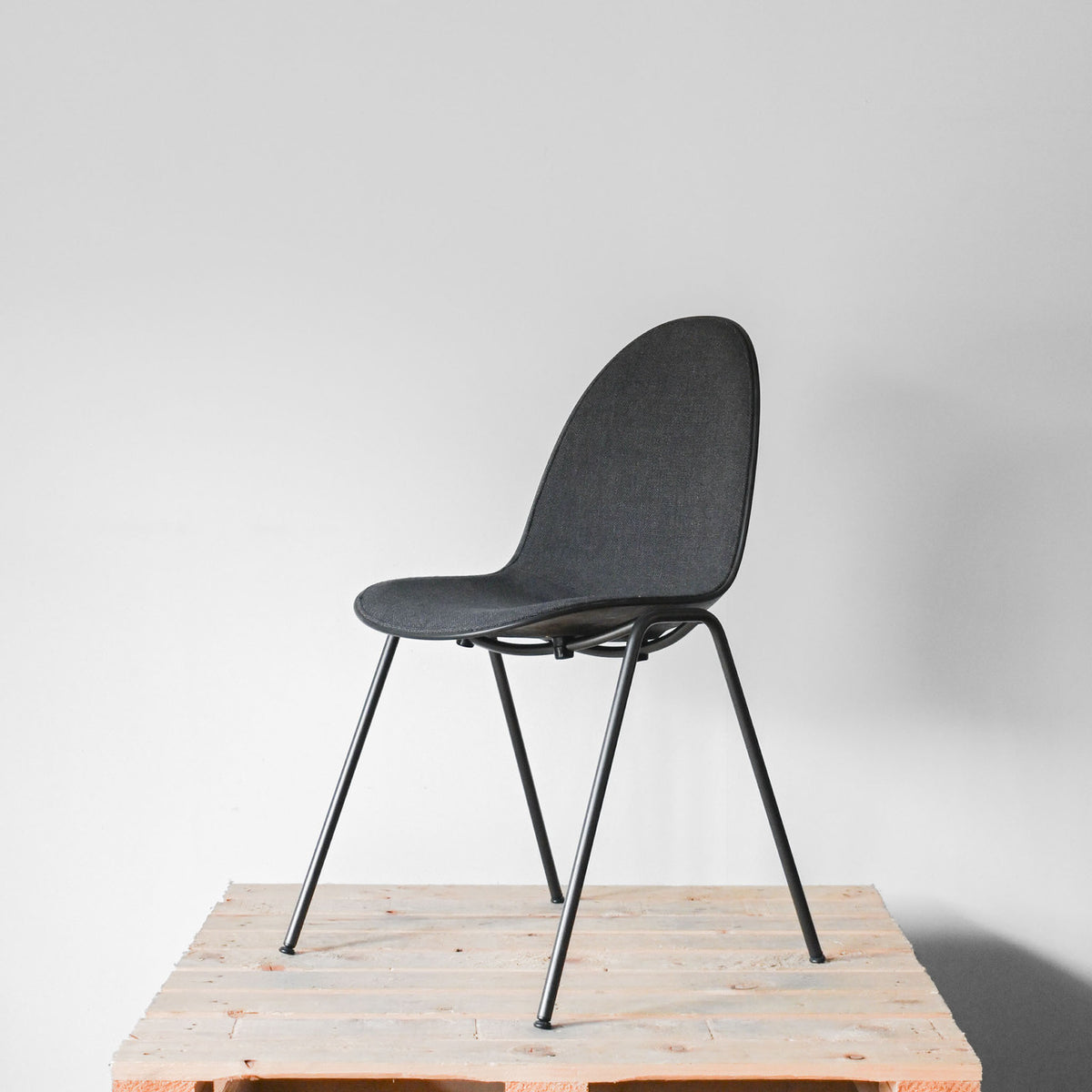 Mater Eternity Black Upholstered Side Chair | Re-Lived