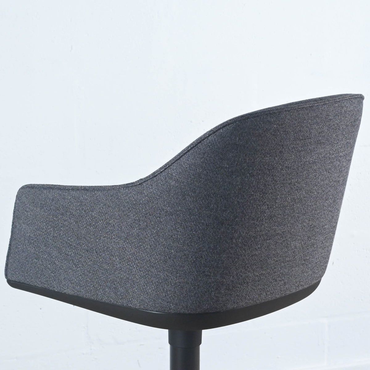 Vitra Softshell Armchair 4 Star Base, Plano Dark Grey Fabric | Re-Lived