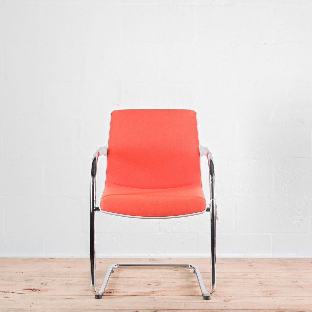 Vitra Unix Meeting Chair Kvadrat Pro Fabric | Re-Lived