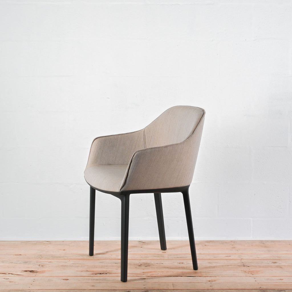 Vitra Softshell Armchair Camel Melange Fabric | Re-Lived