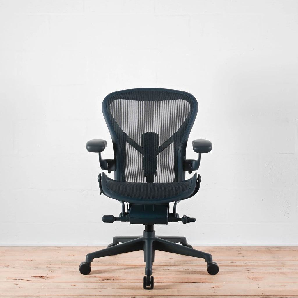 Herman Miller Aeron Size B Nightfall Office Chair | Re-Lived