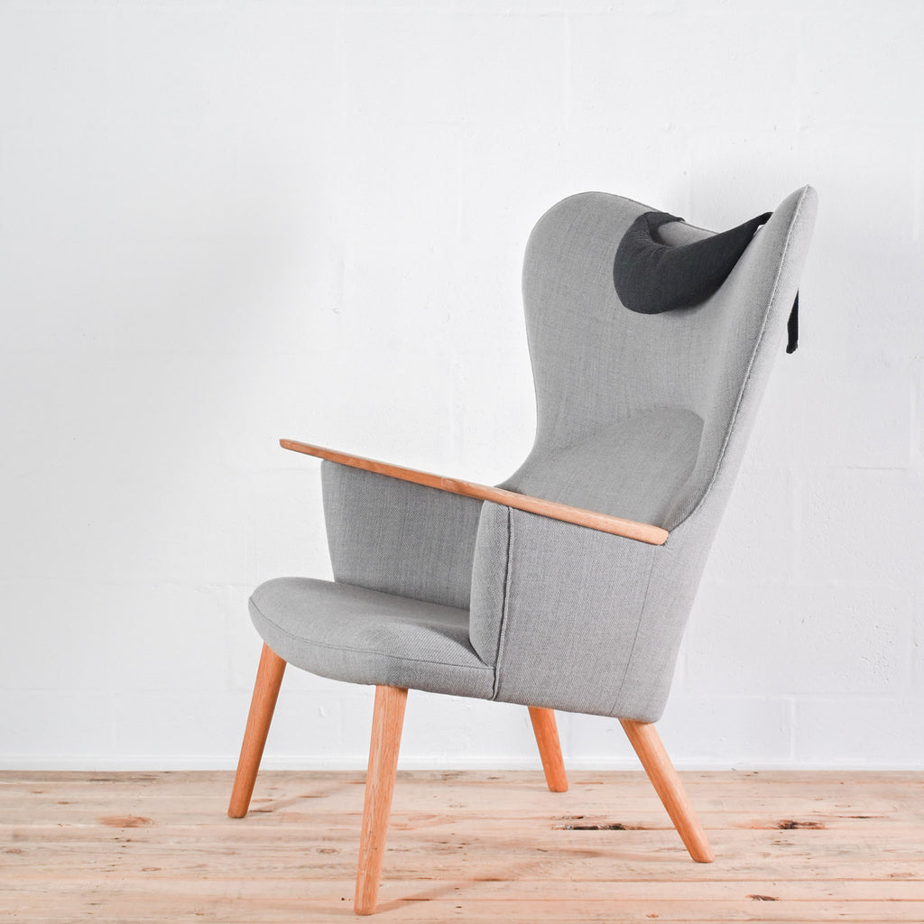 Carl Hansen CH78 Mama Bear Lounge Chair - Fiord Fabric | Re-Lived