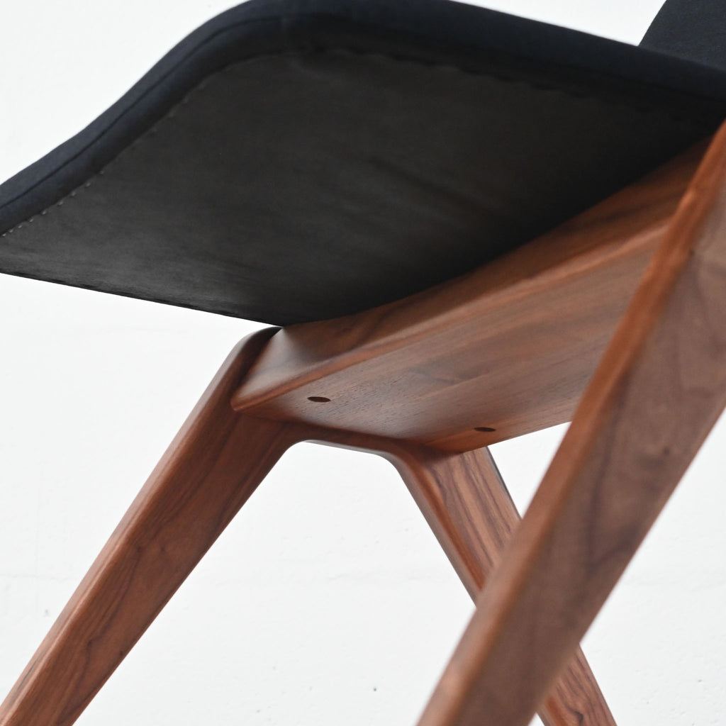 NaughtOne Viv Lounge Chair - Black / Walnut