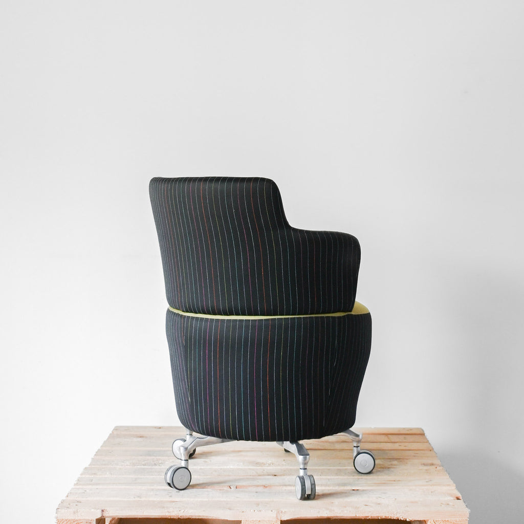 Orangebox Tarn Tub Black / Green Chair | Re-Lived