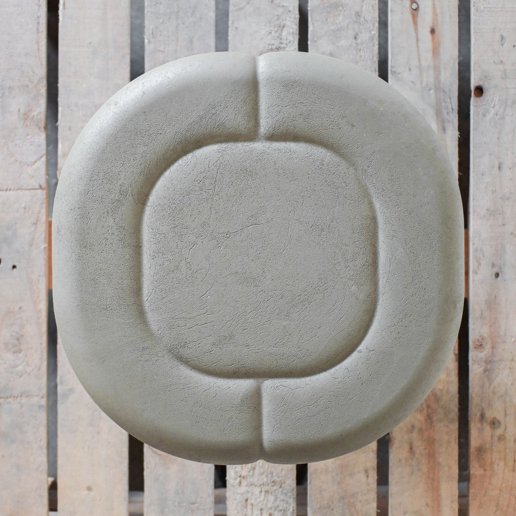 Mater Alder Stool Earth Grey | Re-Lived