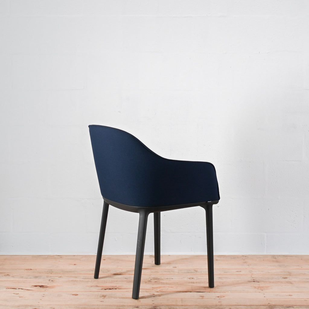 Vitra Softshell Armchair 4 Leg Base Plano Dark Blue | Re-Lived