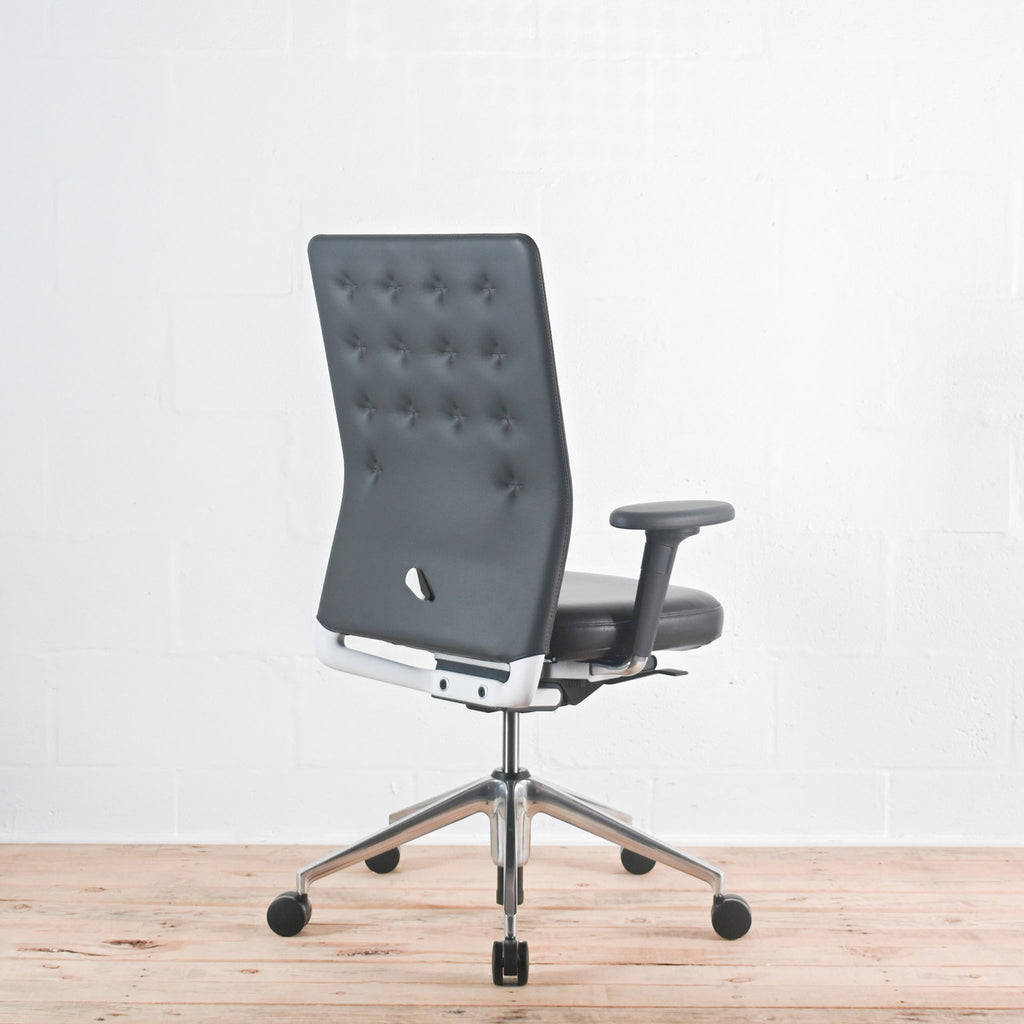 Vitra ID Trim Asphalt / Nero Leather Office Chair | Re-Lived