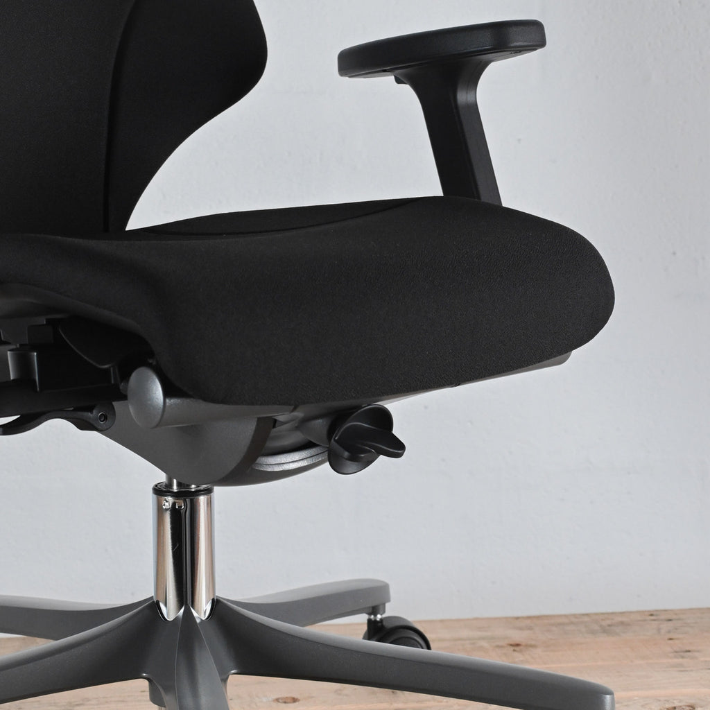 Giroflex G64 Office Chair | Re-Lived
