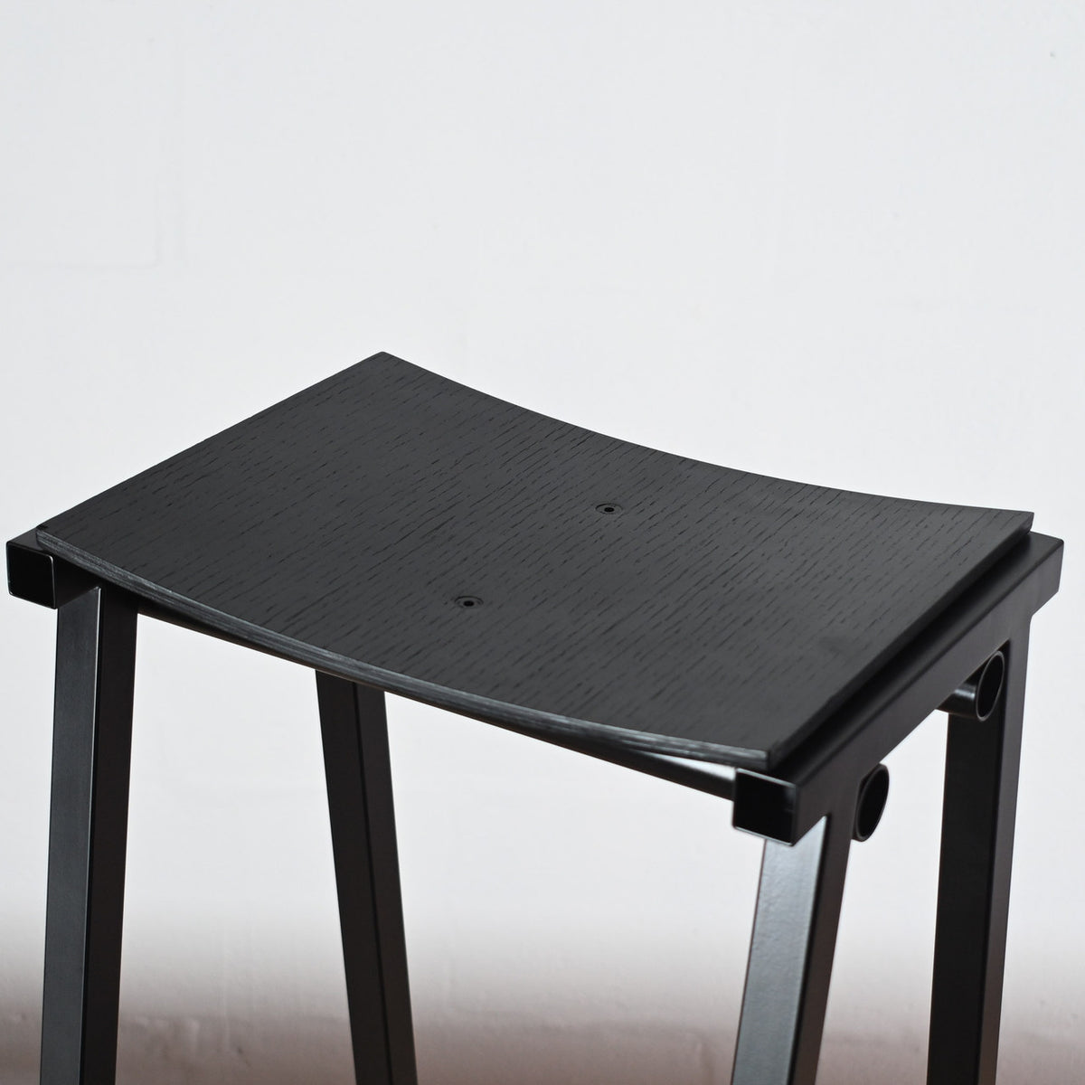 HAY Taburete 8 Bar Stool Black 75 cm | Re-Lived