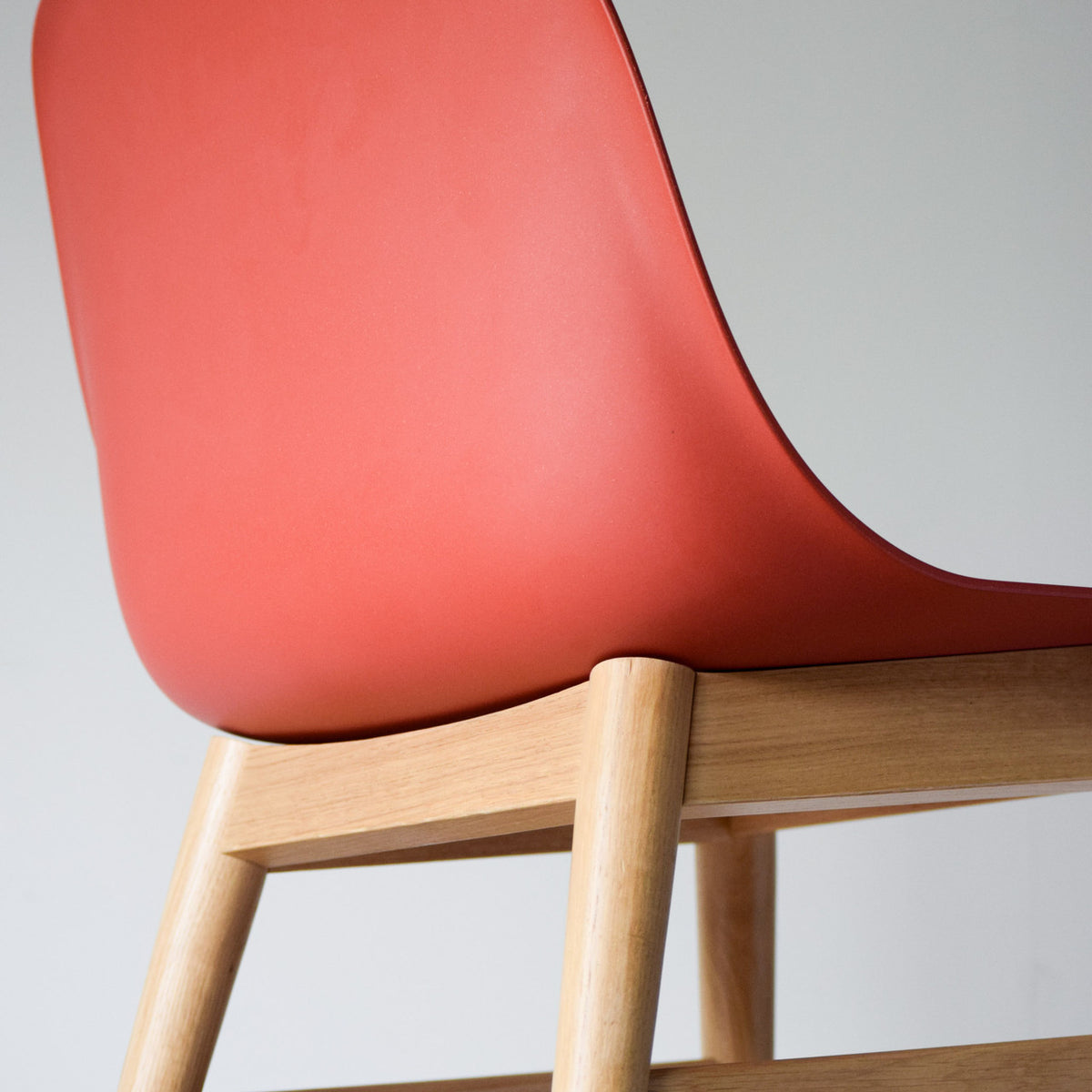 Muuto Fiber Side Chair Orange Red Shell / Wood Base | Re-Lived