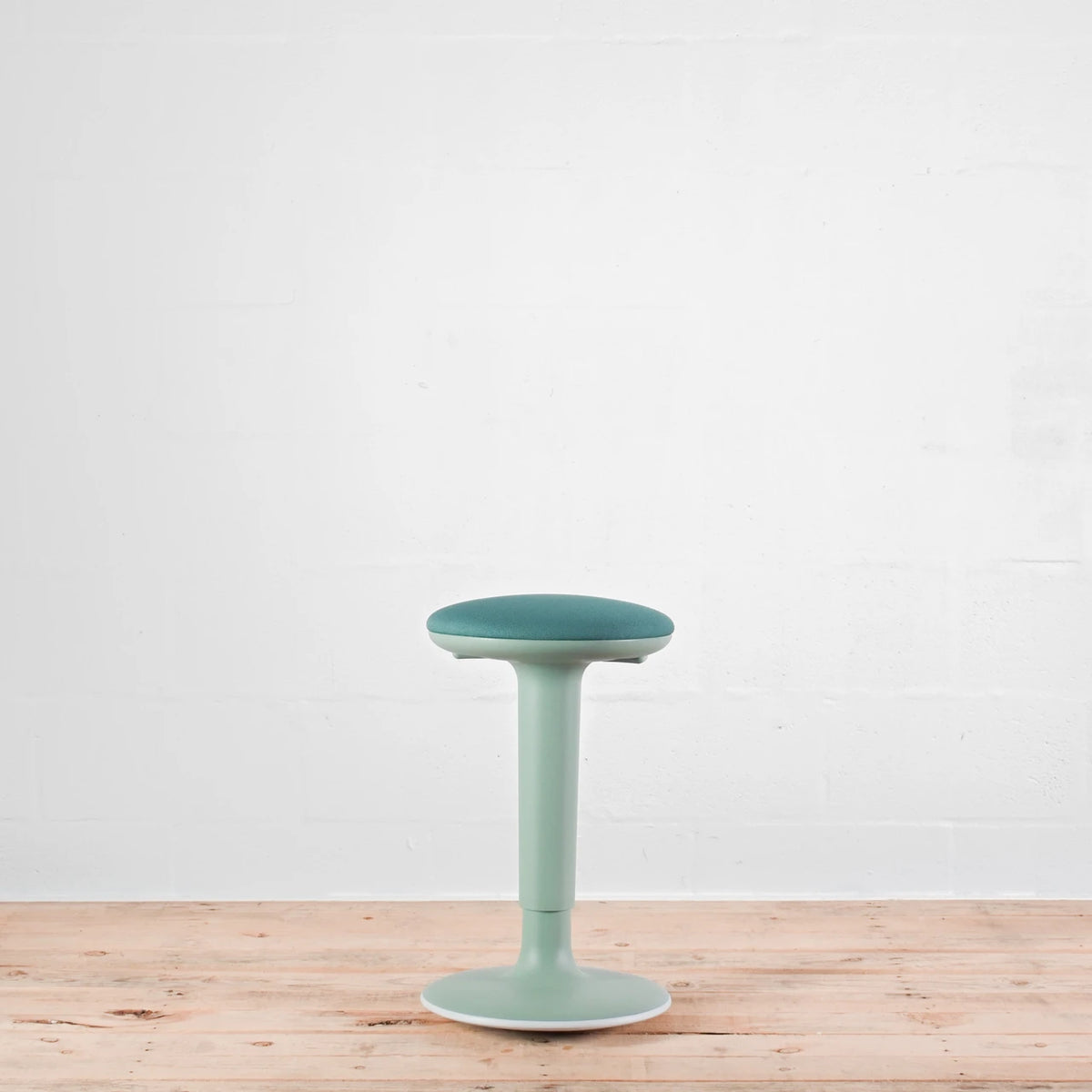 Elite Mario Stool - Green | Re-Lived