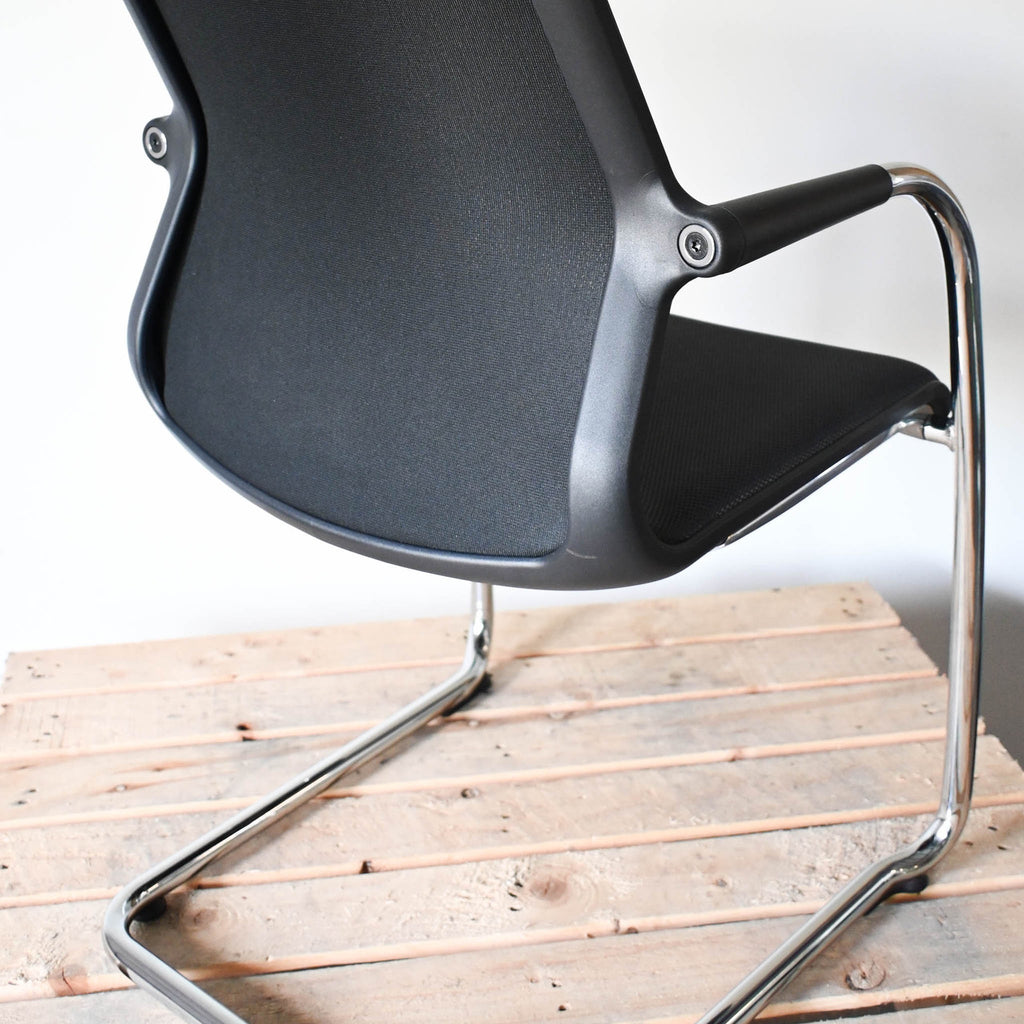 Vitra Unix Meeting Chair | Re-Lived