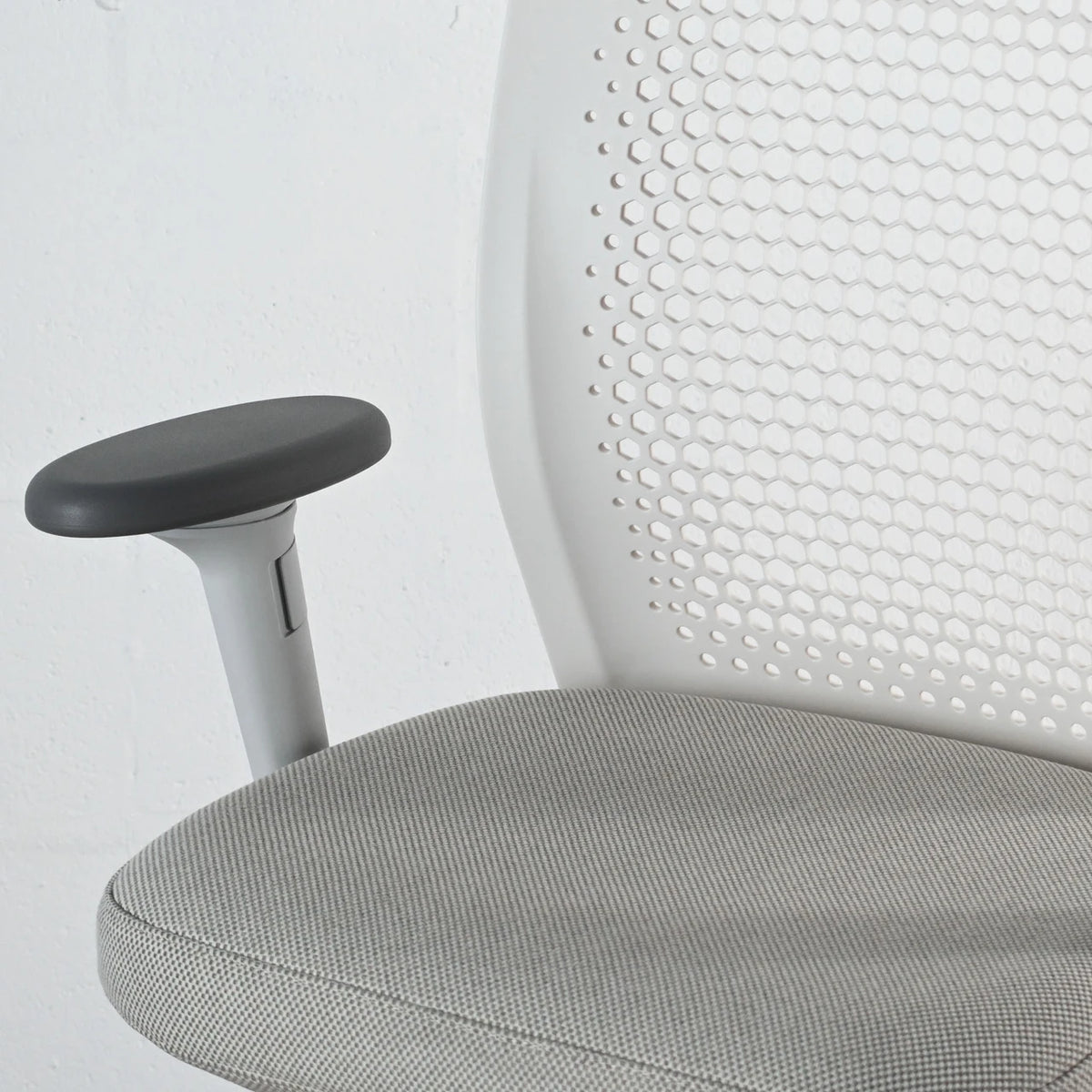 Vitra ID Air Soft Light Office Chair | Re-Lived